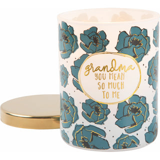 Grandma 7 oz 100% Soy Wax Candle Scent: Fresh Cotton