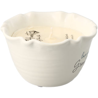 Grandma 9 oz - 100% Soy Wax Candle
Scent: Tranquility