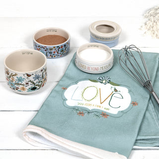 Measure 6.75" Stacked Measuring Cups