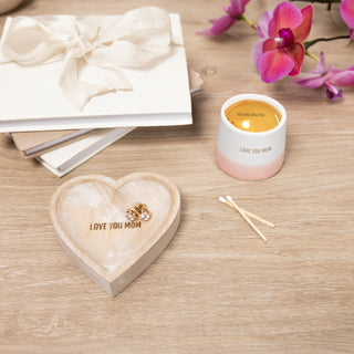 Love You Mom 2 oz - 100% Soy Wax Reveal Candle
Scent: Tranquility