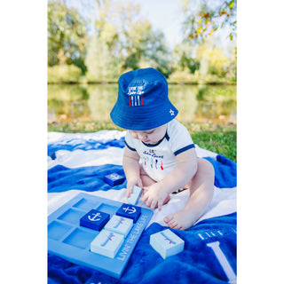 Lake Life Reversible Bucket Hat 2T-3T