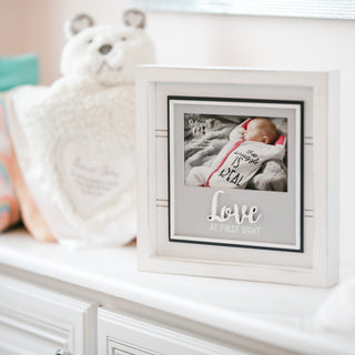 Love 10" Frame (Holds 6" x 4" Photo)