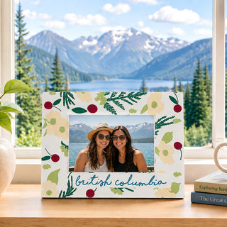 British Columbia 8.25" x 6.5" Frame (Holds 6" x 4" Photo)