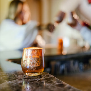 Friends 10 oz - 100% Soy Wax Electroplated Candle Scent: Fresh Cotton