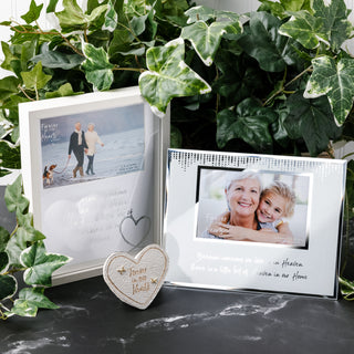 Heaven 9.25" x 7.25" Frame (Holds 6" x 4" Photo)